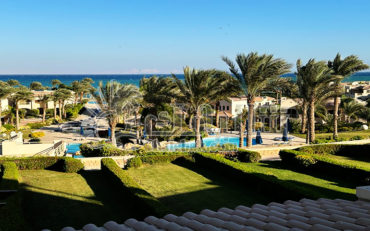 للبيع فيو البحر شاليه بمنتجع لافيستا5