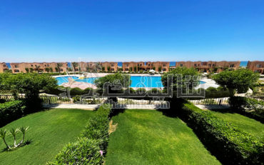 شالية للبيع دوبلكس بقرية إمباير ريزورت