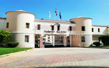 وحدة 85م للبيع في دولفين بيتش