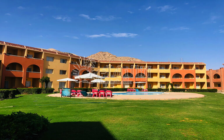 -للبيع-بمنتجع-جودن-كوست-العين-السخنة-chalet-for-sale-golden- coast-sokhna- (2)